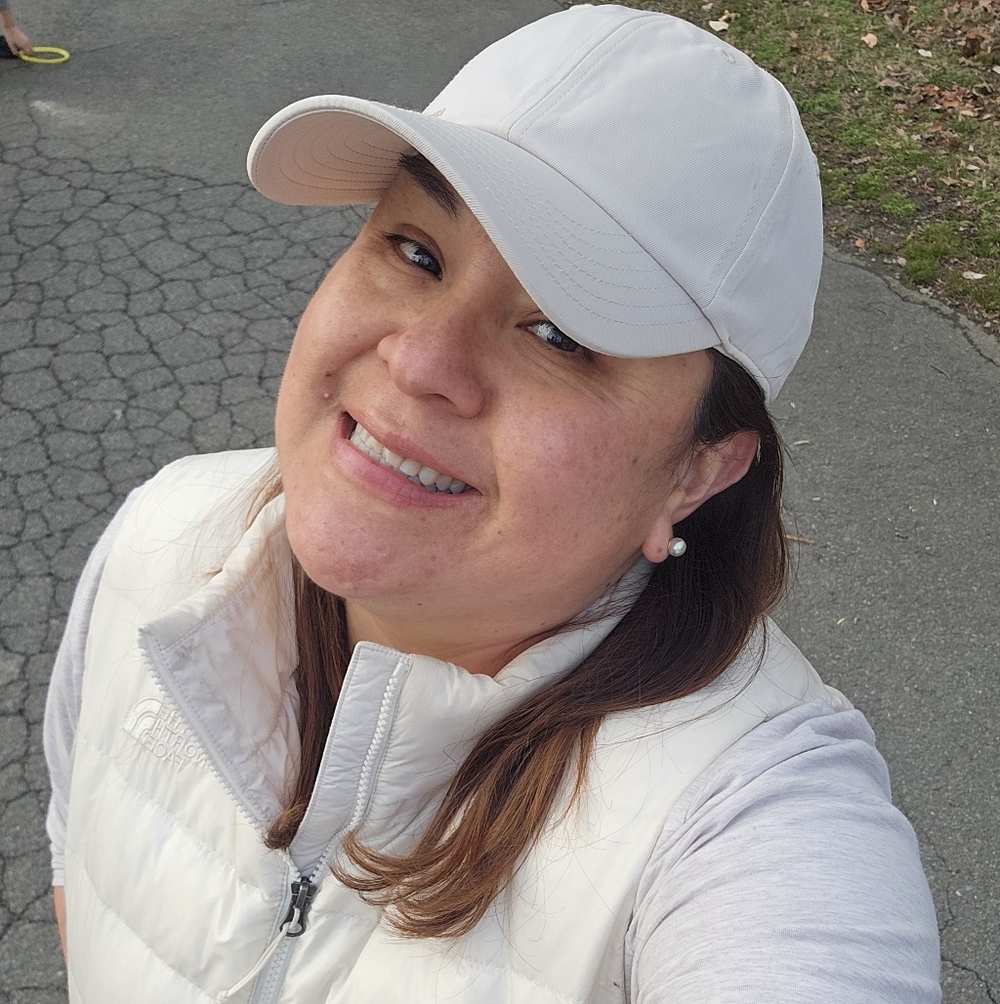 Meet your Posher, Ivi